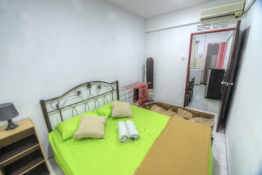 Budget Umi Homestay Kuching Luaran gambar